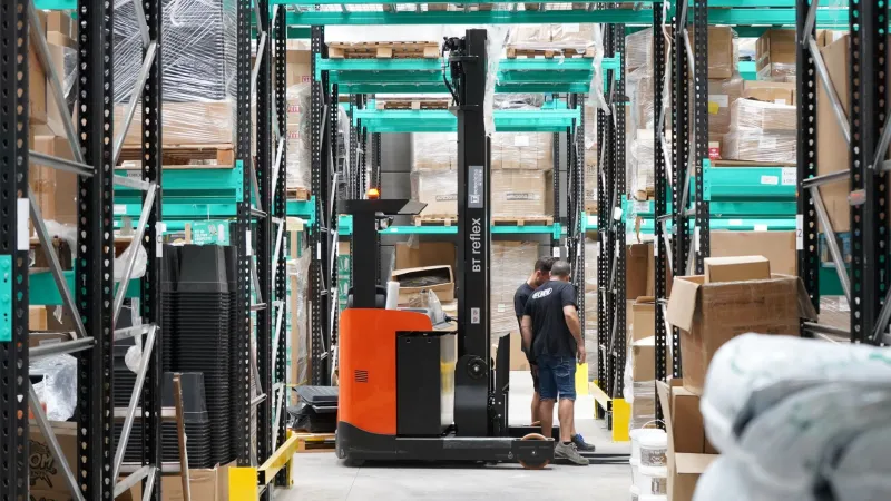 Never Run Dry: How Automated Replenishment Triggers Are Redefining Inventory Discipline for US Wholesale Buyers